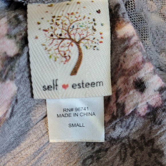 Self Esteem Purplish Gray Floral Lace Double V-Neck Cami Tank Top - Picture 6 of 6